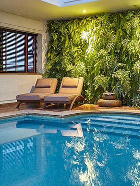 Hotéis com piscina interior